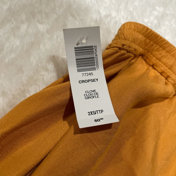 Aritzia Cropsey Romper - Picture 7 of 8